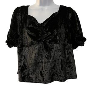 Hot Topic | Black Velvet Crop Top